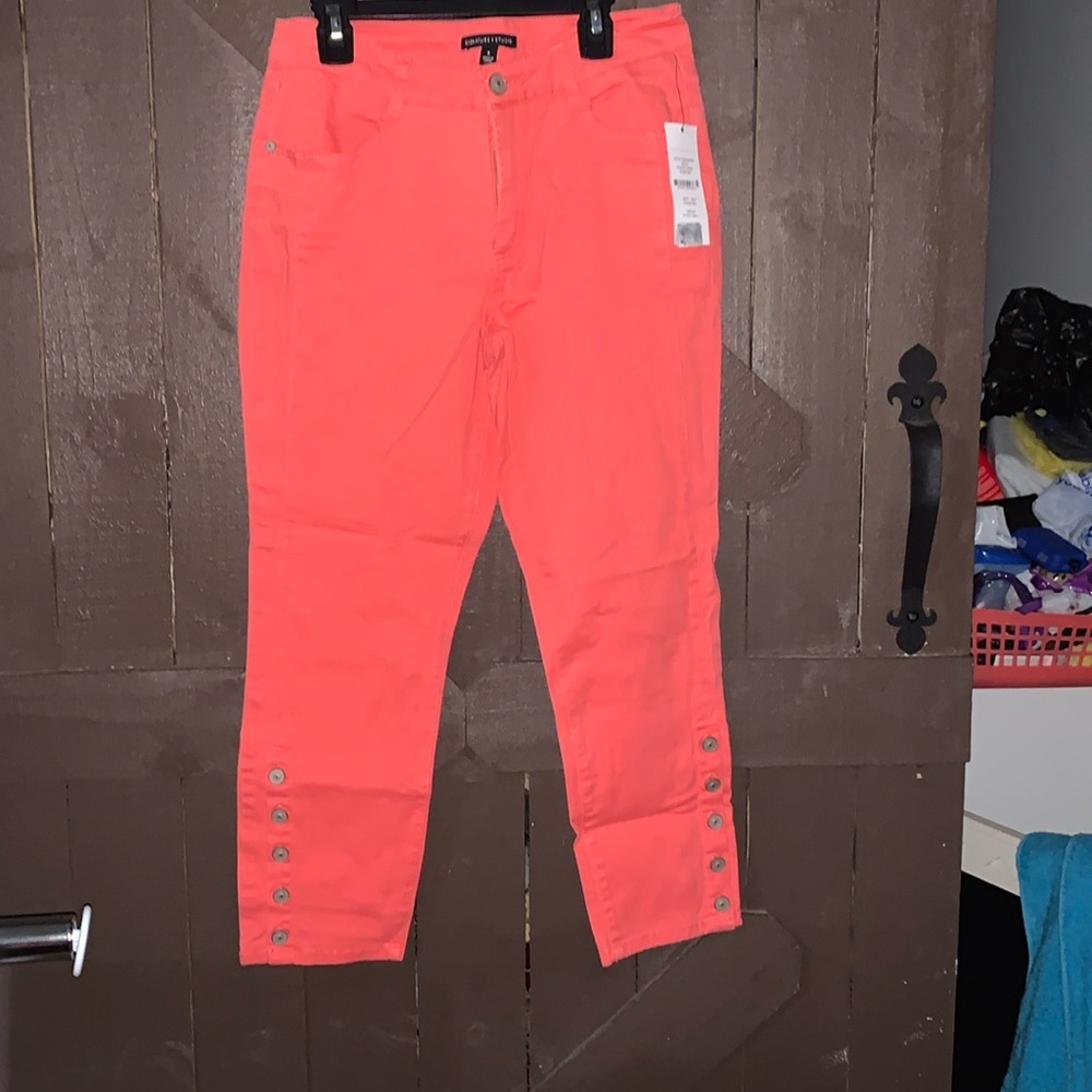 Signature Studio- Woman’s pants